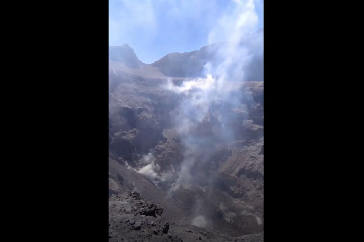 VIDEO: Alpinista sube al Popocatépetl y graba el cráter 2 popocatepetl