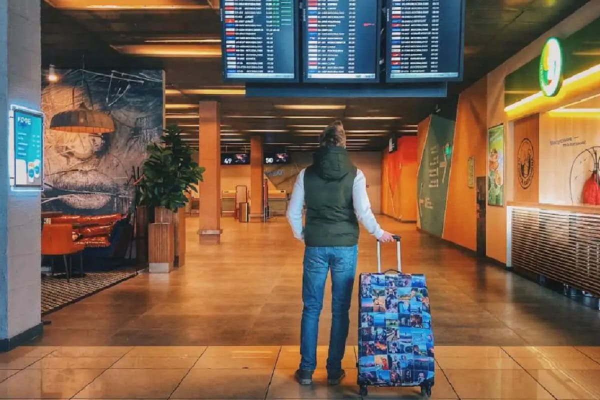 Estas son las tiendas dentro del Aeropuerto de Santa Lucía 5 tiendas en aeropuerto 1