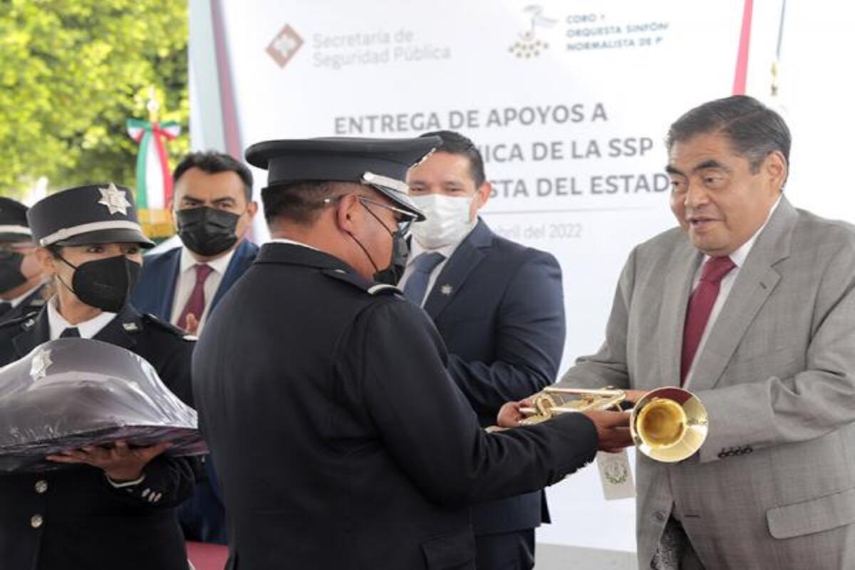 Gobierno reconoce y respalda a los grupos musicales estatales: MBH 2 15ac78f3ba5fa198f47c55873eaaffd7 L
