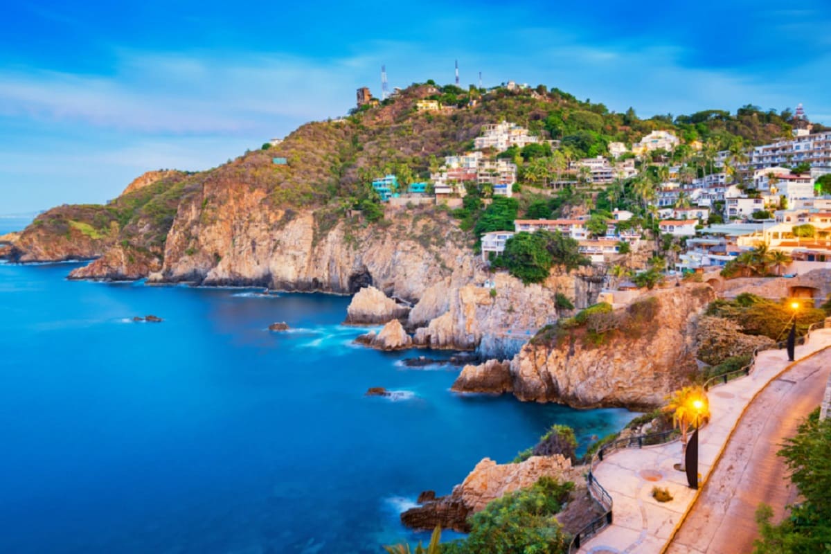 ¿Vas a viajar a Acapulco pero no hay mucho presupuesto? Te decimos qué hacer con poco dinero💸 11 Acapulco 1 2