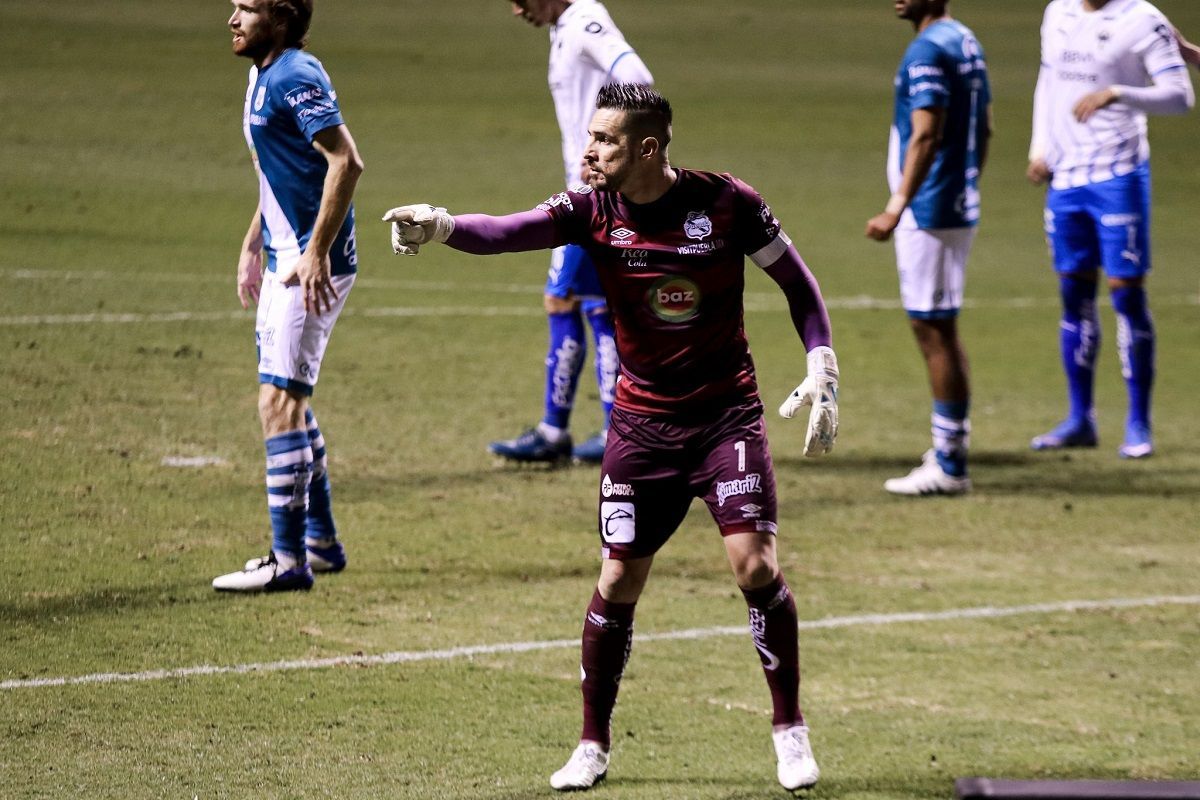 ¡Hay portero! Antony Silva renueva con el Puebla hasta 2023 4 Anthony