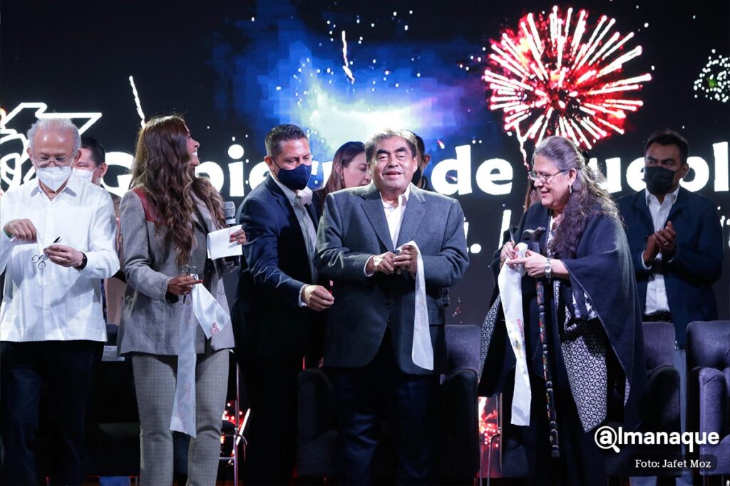 Gobernador Miguel Barbosa inauguracion feria puebla 2022 1