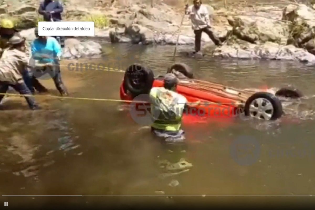 Andrea, la mujer que murió al caer con su auto del puente de Totolapa era enfermera y tenía dos hijos 4 Totolapa 1