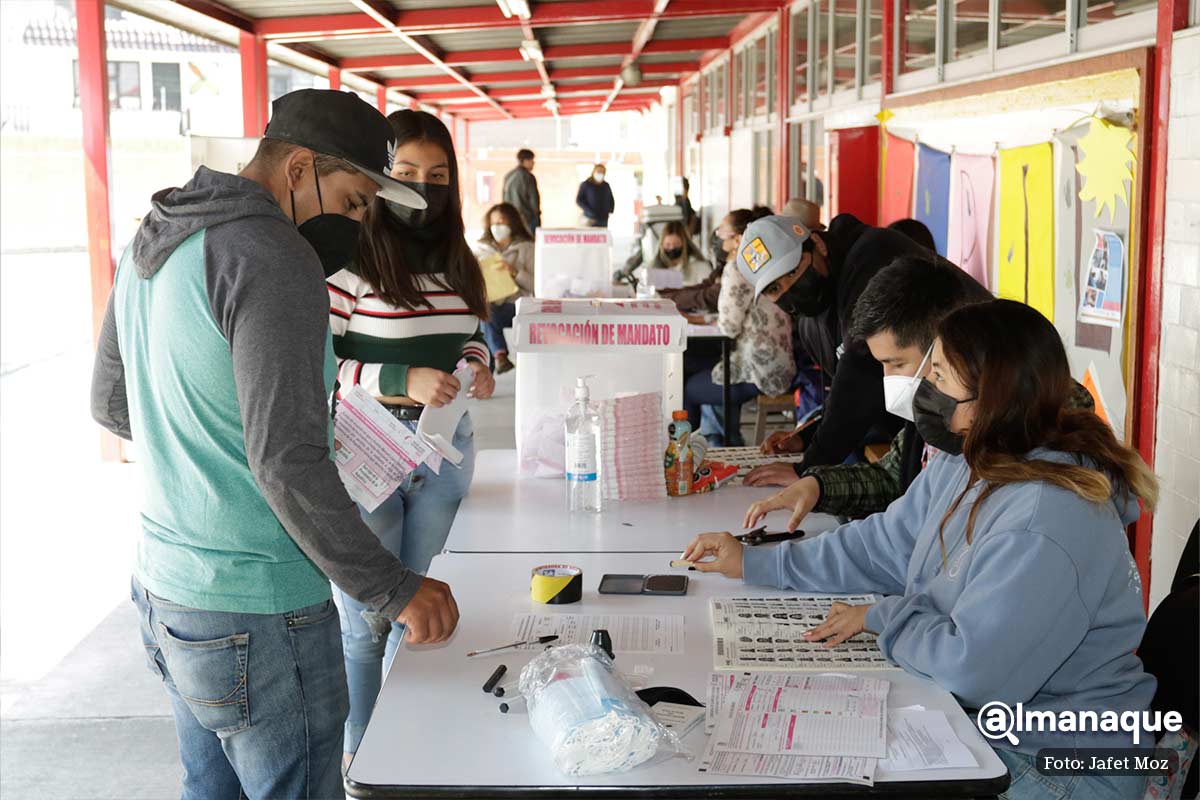 #RevocacióndeMandato: Acuden poblanos a votar sin estar en lista nominal en 10 de 15 distritos electorales 9 casillas revocacion de mandato 2