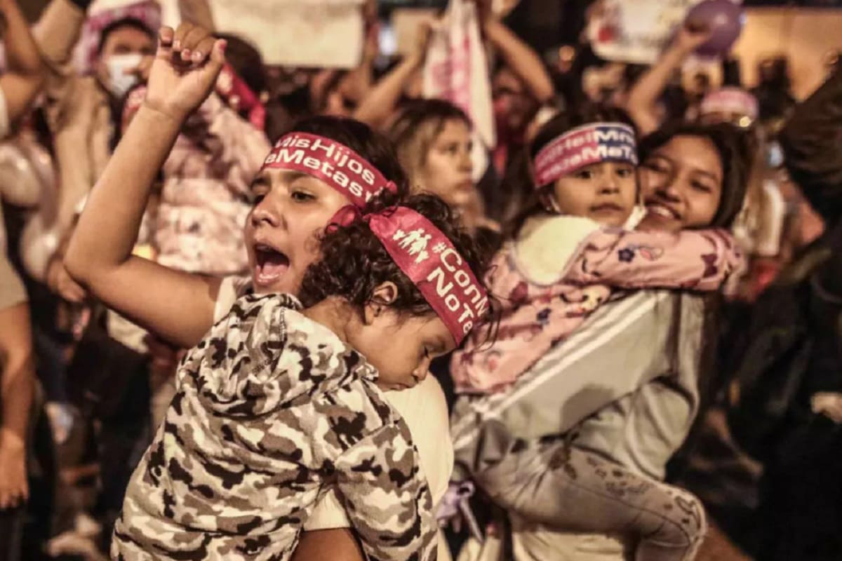 Analizan castración química para violadores en Perú, tras agresión a niña de 3 años 2 peru marcha 1