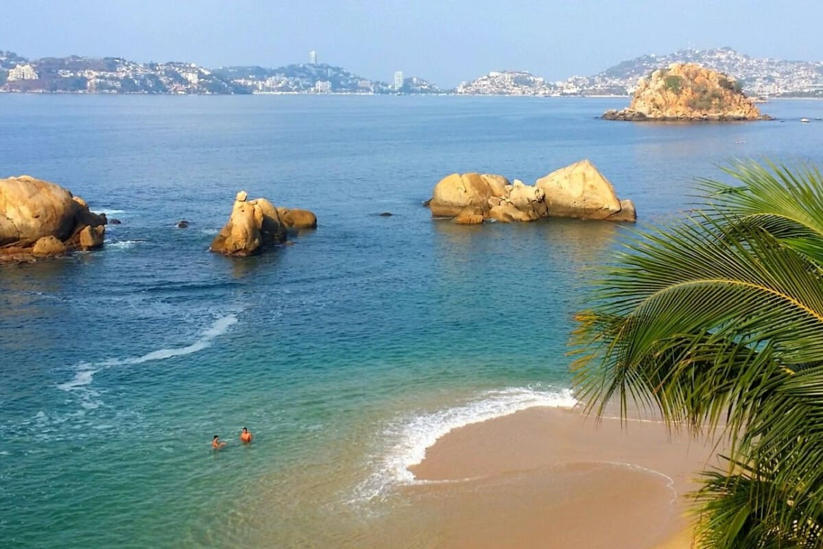 ¿Vas a viajar a Acapulco pero no hay mucho presupuesto? Te decimos qué hacer con poco dinero💸 12 Acapulco