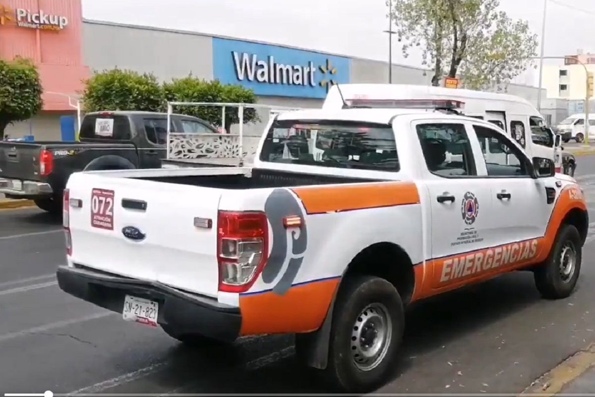 Por supuesta fuga de gas, desalojan edificio del Ayuntamiento de Puebla 4 proteccion civil