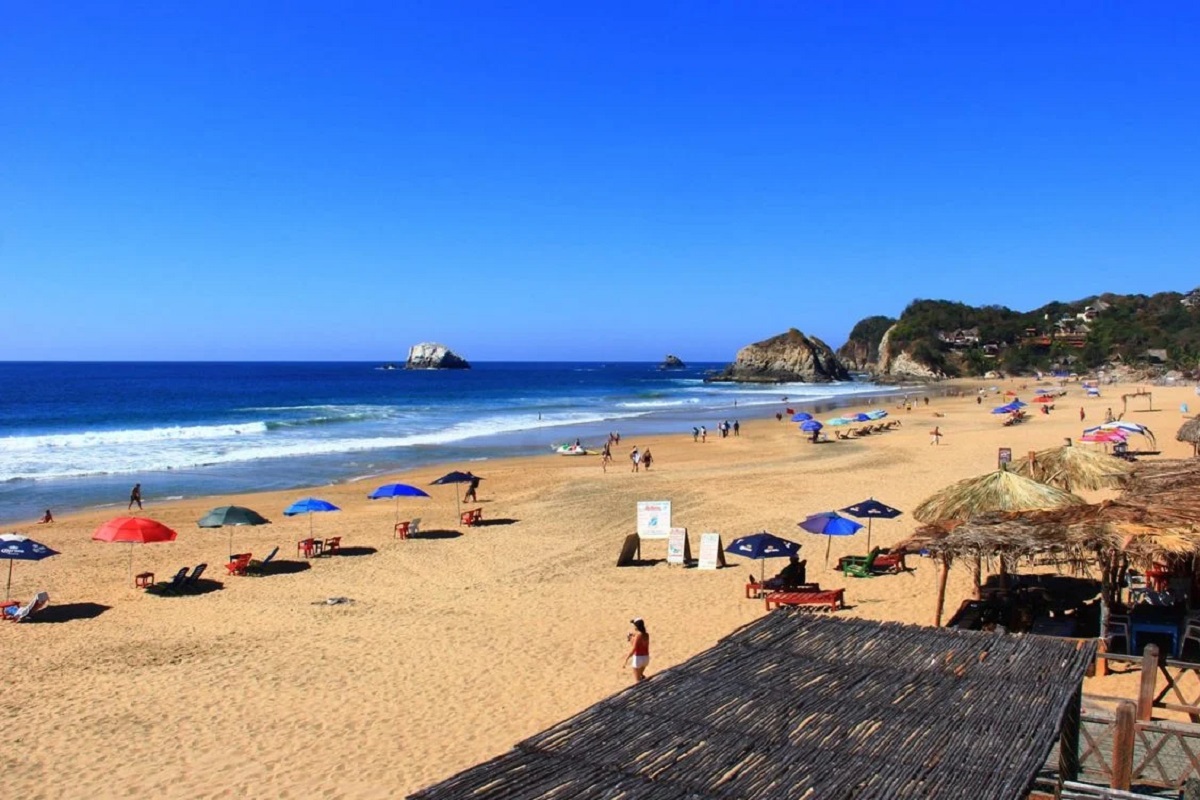 Multarán a quienes tengan sexo en la playa del Amor en Zipolite