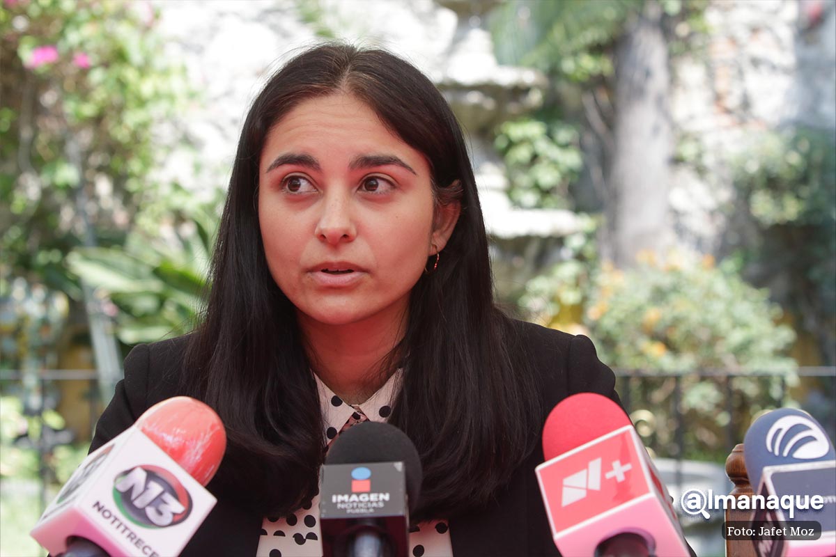 "Mataron a mi hermana, pero no sus ideas": Helena Monzón da “voto de confianza” a la FGE 5 Helena Monzon rueda de prensa 1