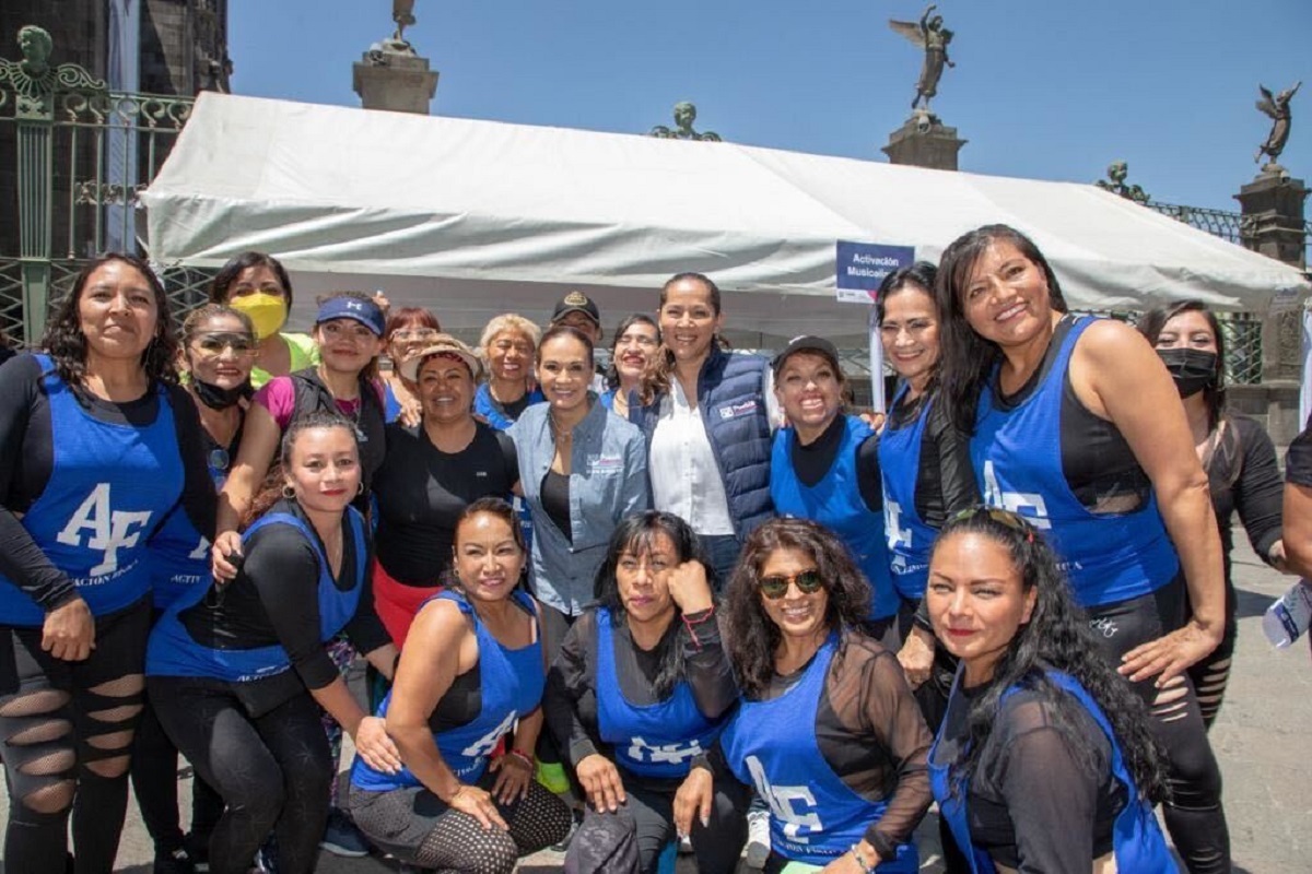 Liliana Ortiz encabeza celebración para mamás y docentes del municipio de Puebla 2 Imagen de iOS 294