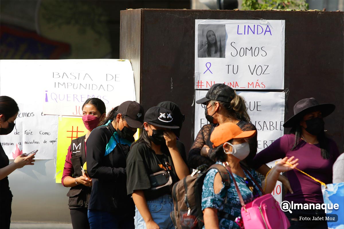 Luto nacional se manifiestan en Puebla por la vida de las mujeres 5
