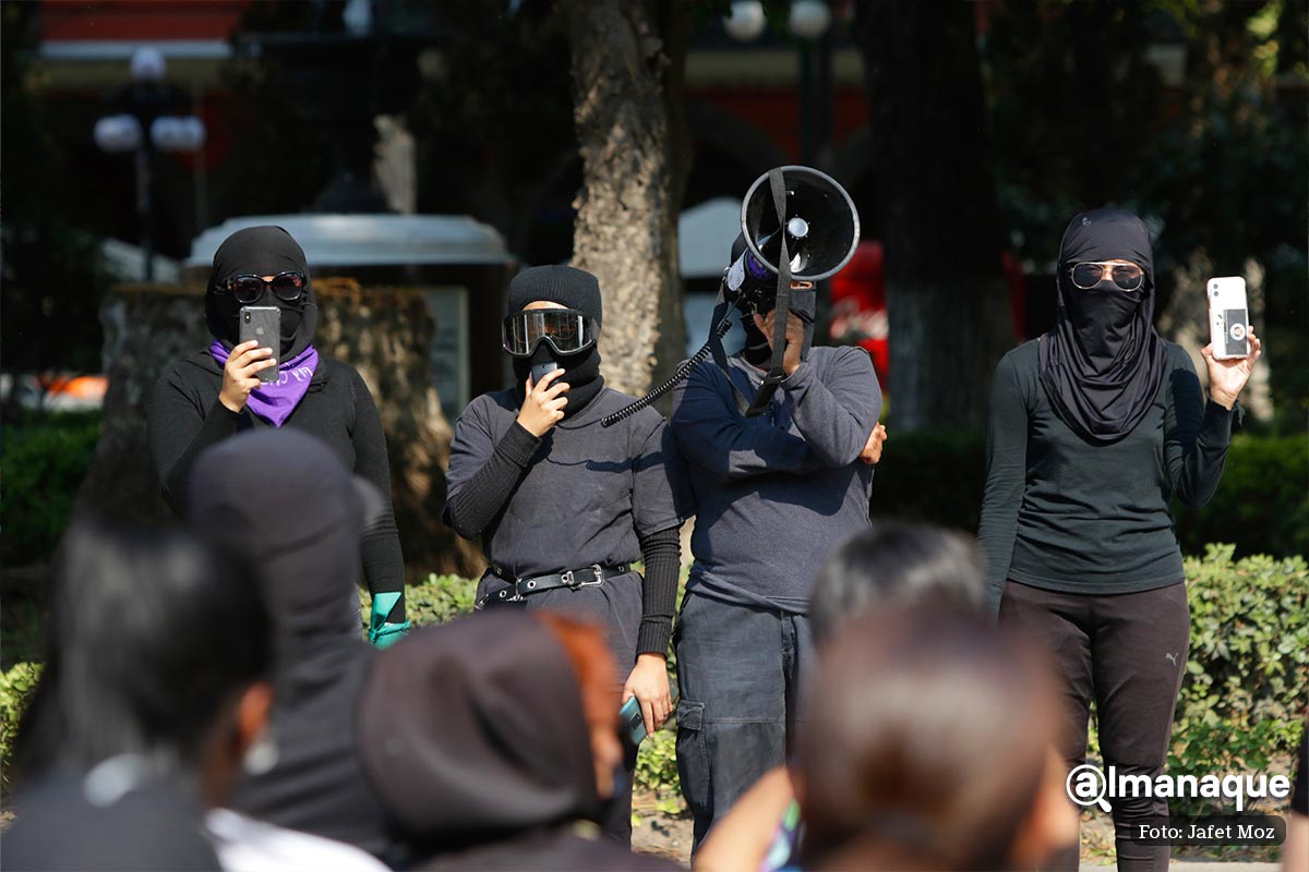 Luto nacional se manifiestan en Puebla por la vida de las mujeres 7