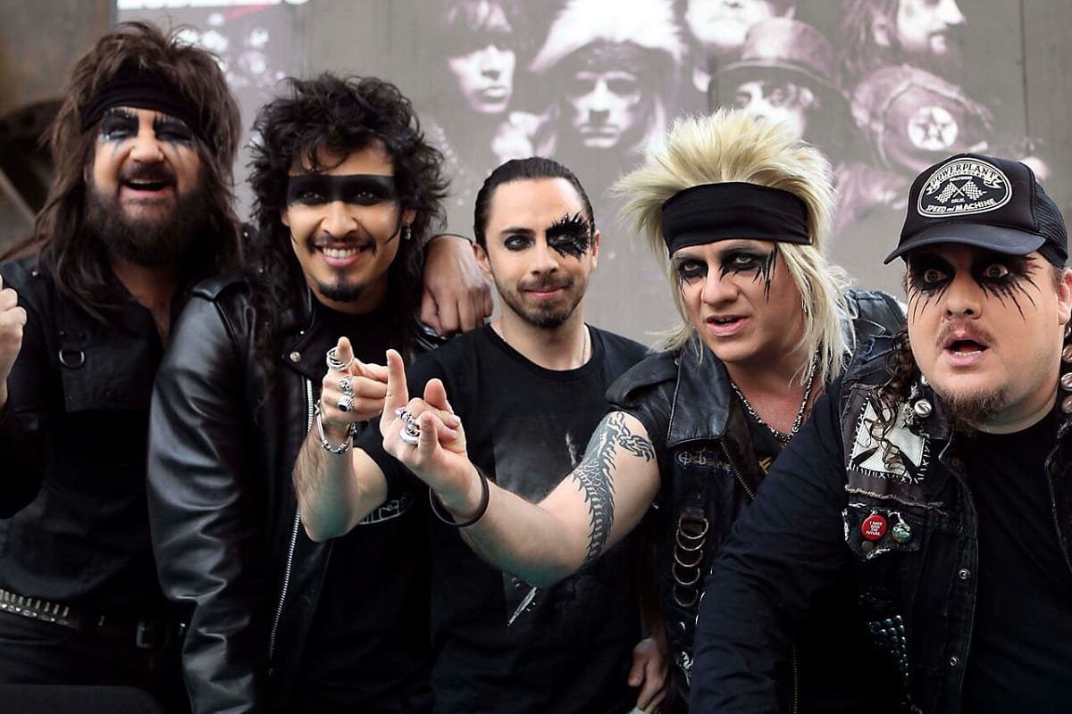 Fiscalía de Puebla recupera instrumentos robados de Moderatto 4 Moderatto 1