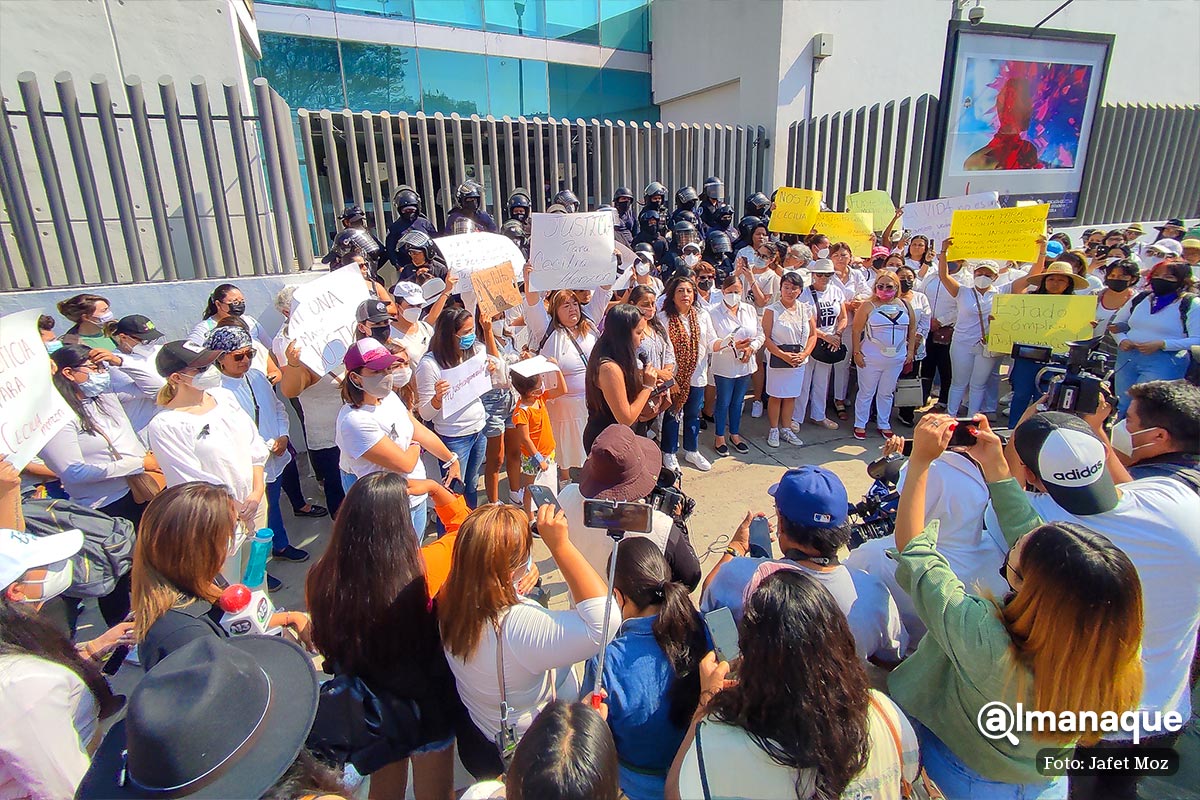 justiciaparacecilia Manifestacion Cecilia Monzon fiscalia Puebla 4