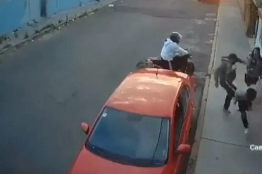 la pareja fue interceptada por