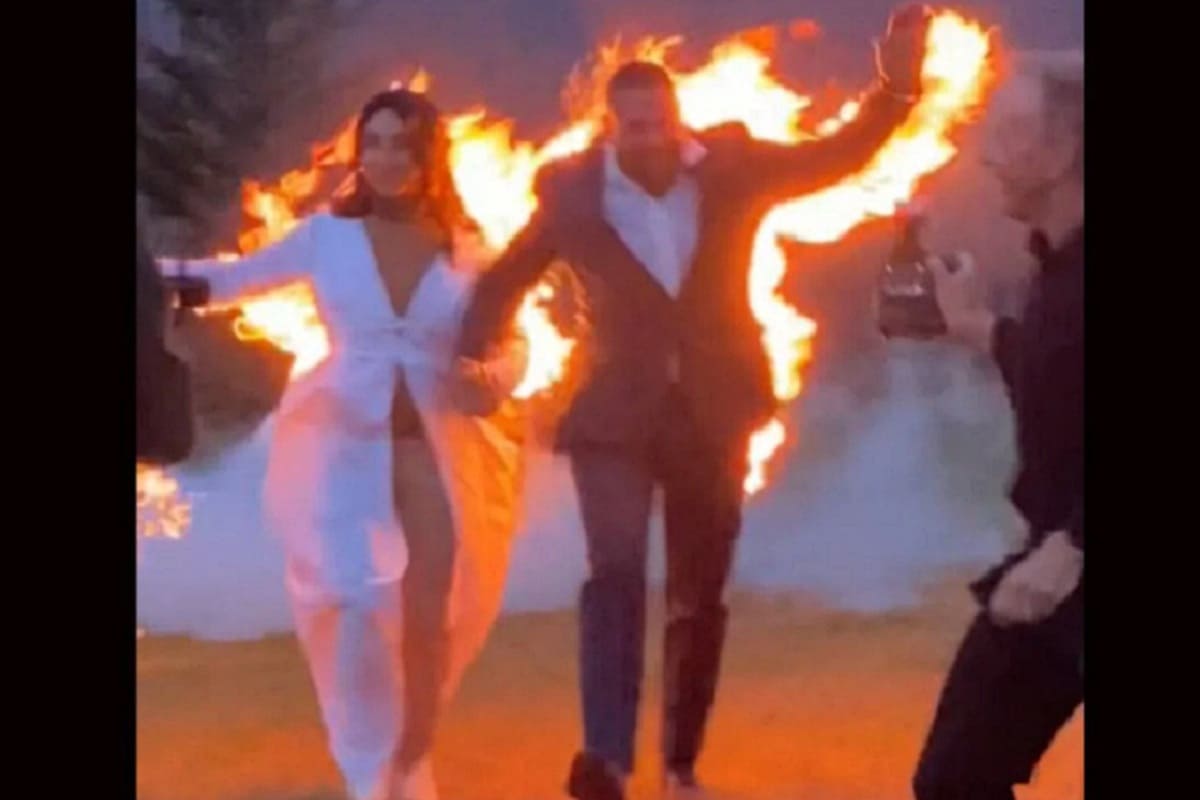 La llama del amor: Novios se prenden fuego en plena boda 4 novios prende fuego 1
