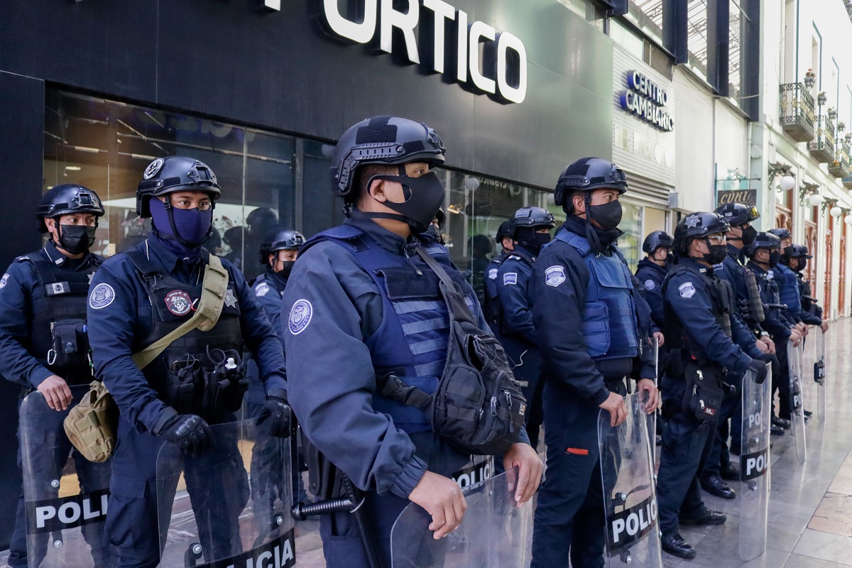 Lanzarán licitación para el cambio de imagen de patrullas y uniformes de la Policía Municipal 2 policia municipal 3