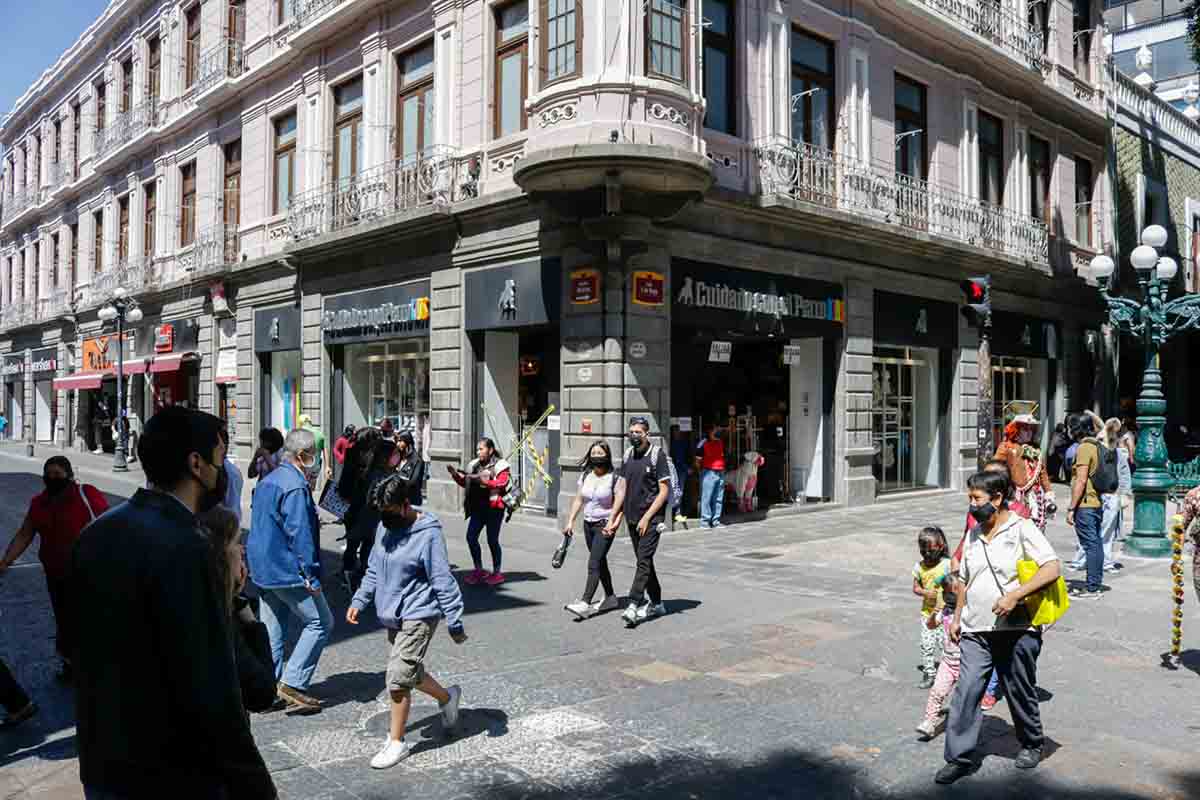 Reporta Salud solo 5 casos nuevos de COVID en Puebla 3 puebla aglomeraciones