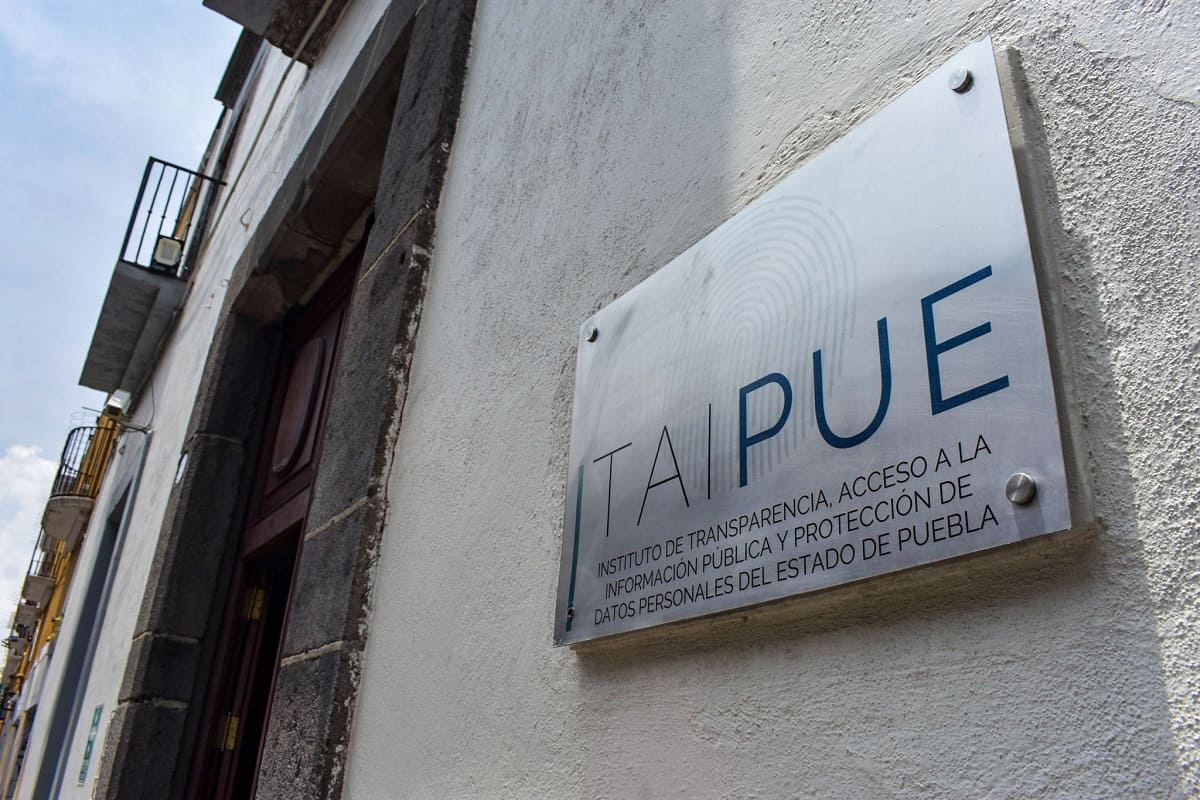 Urge ITAIPUE al Congreso de Puebla que elija un nuevo comisionado 2 Comisionado del ITAIPUE 1