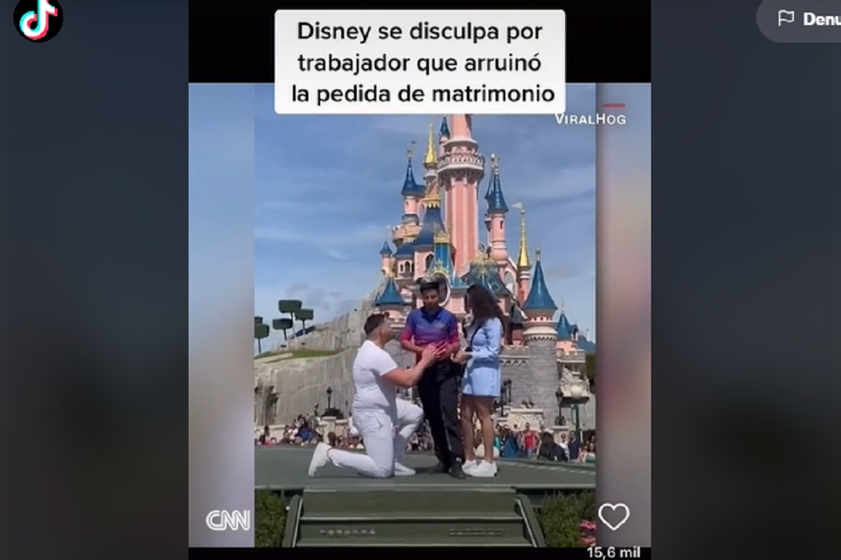 VIDEO: Empleado arruina pedida de mano en Disney 2 Disney