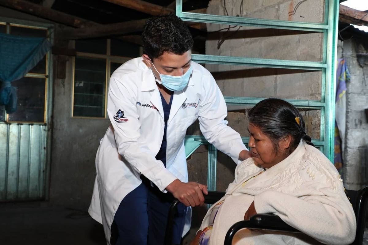 Ayuntamiento de Puebla brinda 4 mil consultas médicas en hogares 2 Imagen de iOS 1