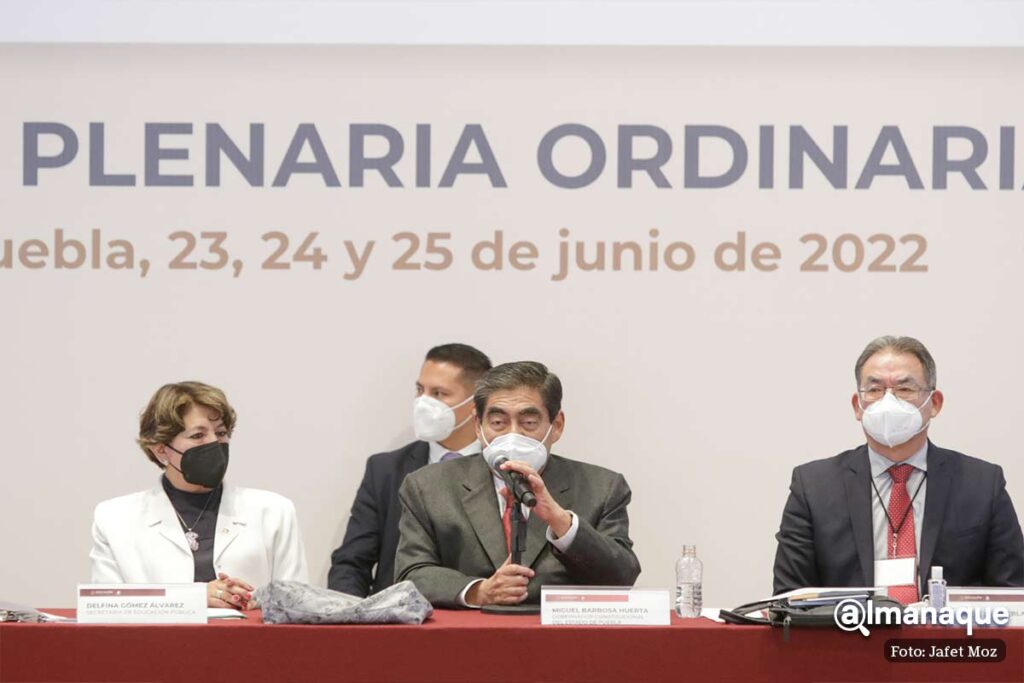 Miguel Barbosa y Delfina Gomez CONAEDU 1