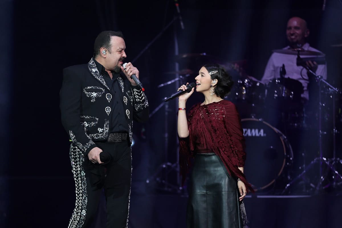 Pepe Aguilar regana a Angela Aguilar 1