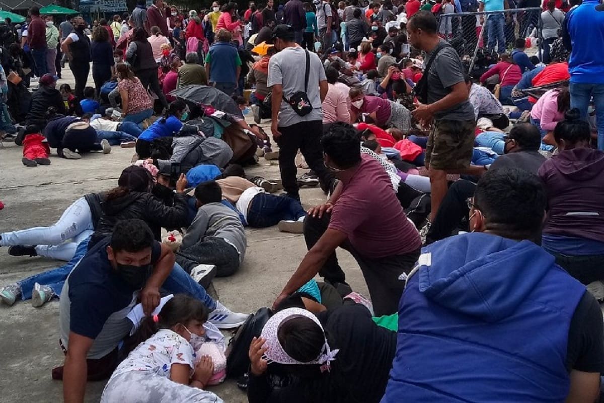 "¡Tírate al suelo!", dice padre a su hijo al escuchar la balacera en el Centro de Salud en Puebla 5 balacera vacunacion 1