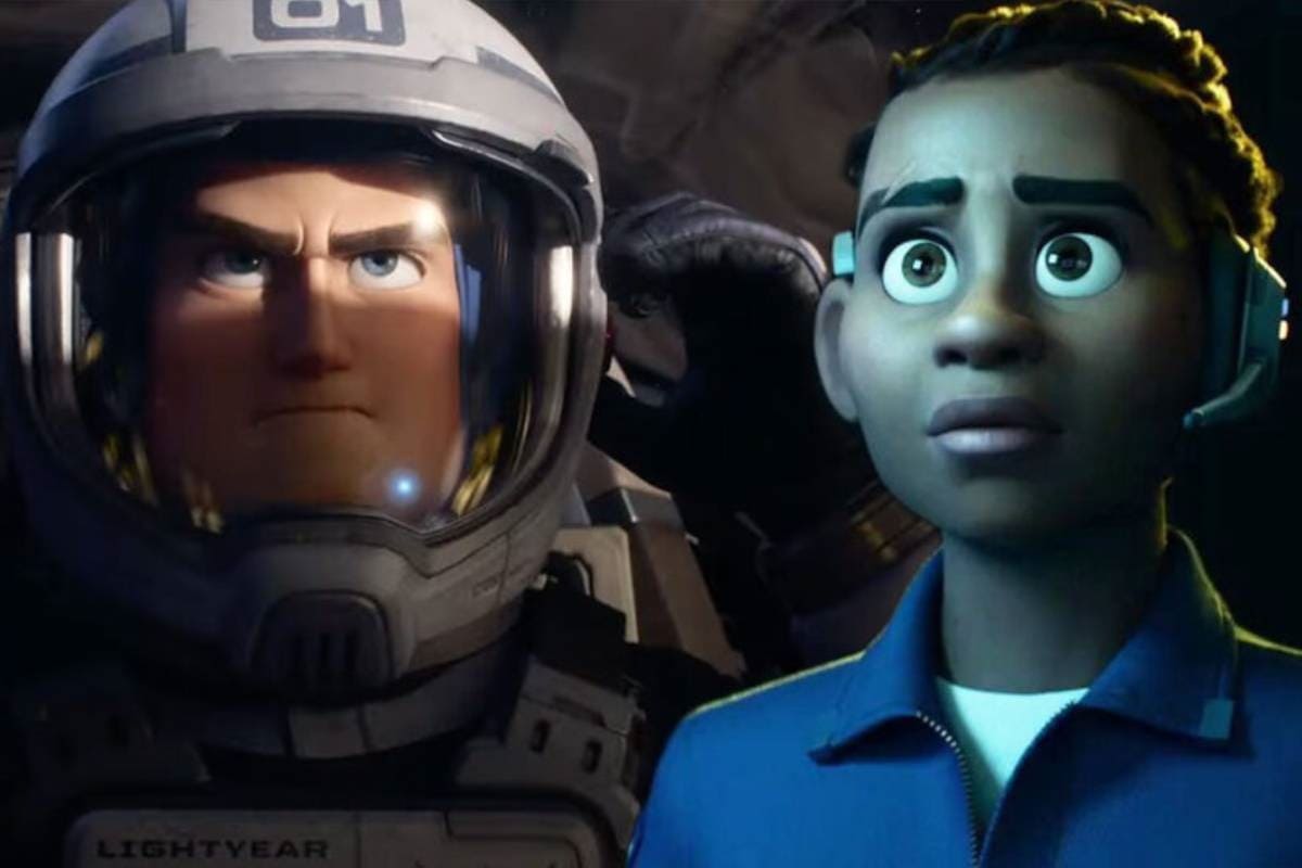 ¿cinépolis Y Cinemex Censuraron Beso Lésbico En Lightyear