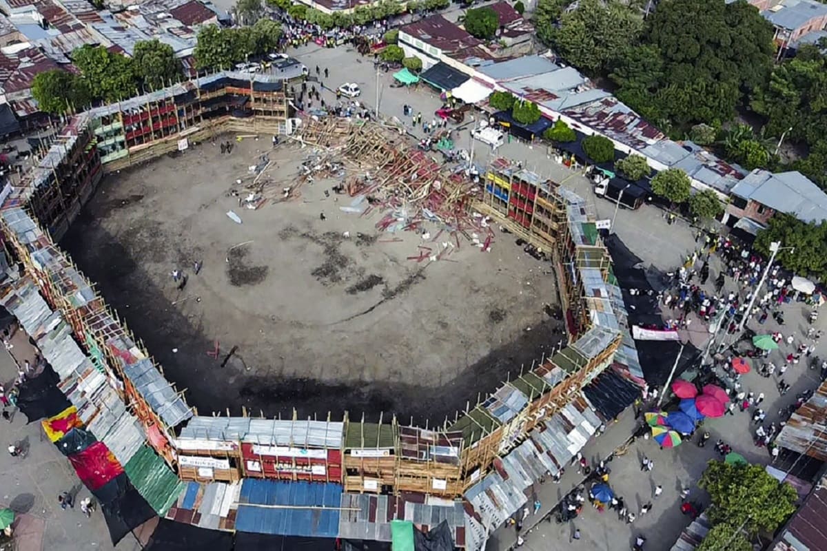 Plaza de toros se derrumba y deja 5 muertos y 500 heridos en Colombia 4 colombia plaza de toros 1
