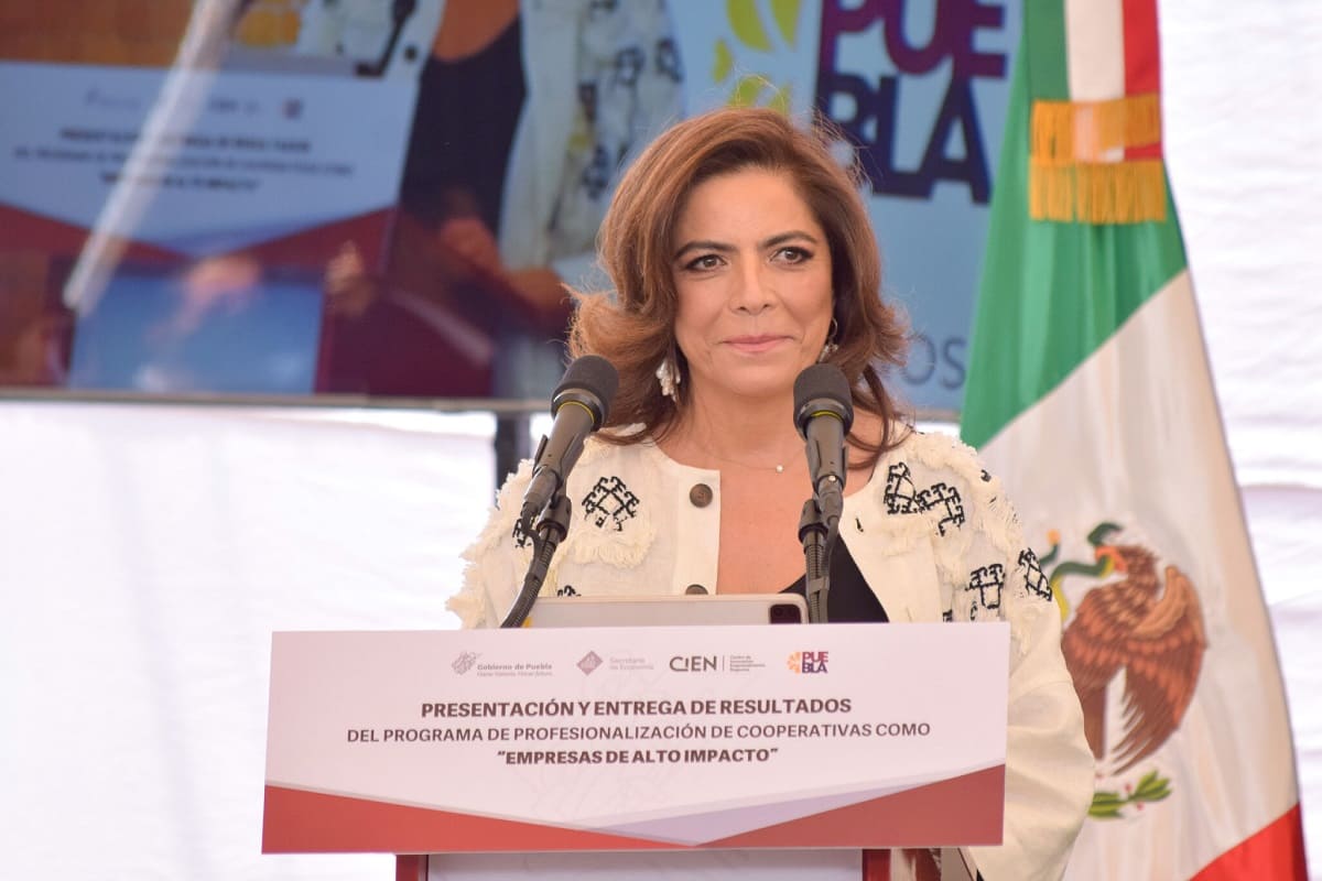 Olivia Salomón anuncia que buscará la candidatura a la gubernatura de Puebla 3 DSC0194 4 1