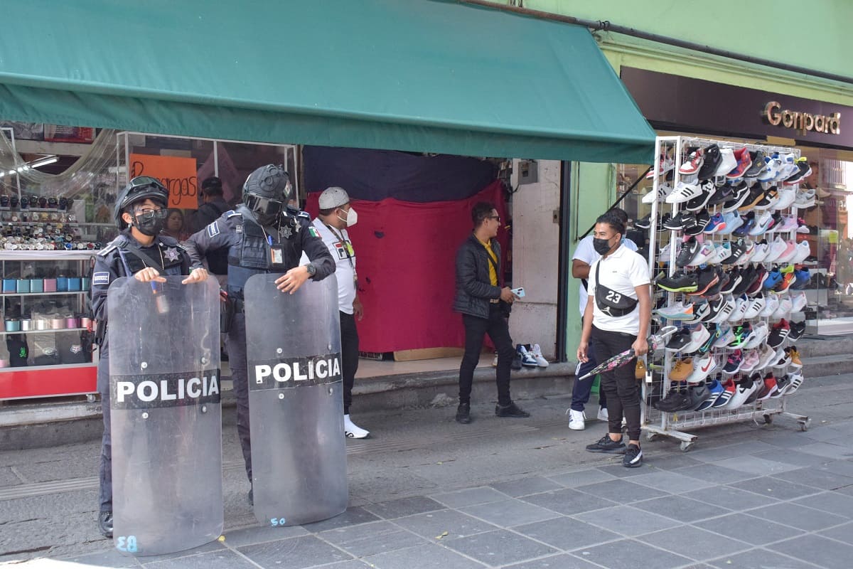 Ambulantes no volverán a las calles del centro: Eduardo Rivera 2 DSC0632 1 1