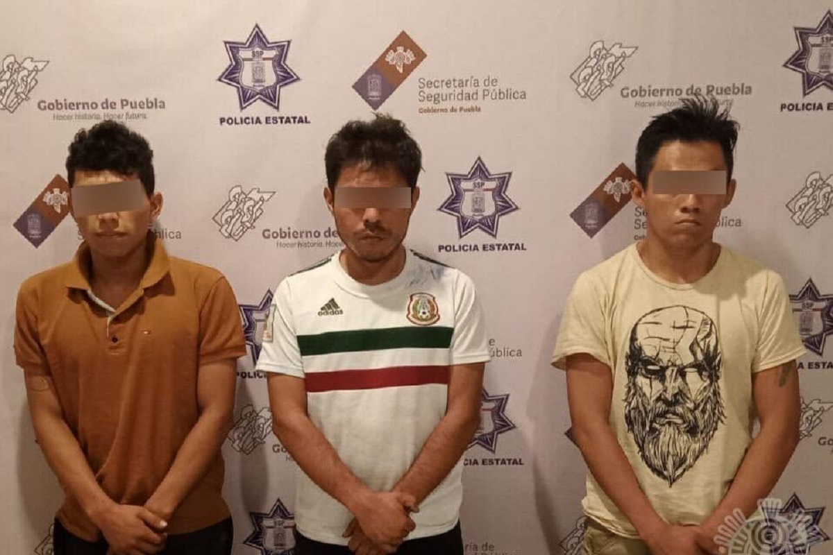En posesión de aparente droga, Policía Estatal detiene a tres personas en Tehuacán 2 Imagen de iOS 121