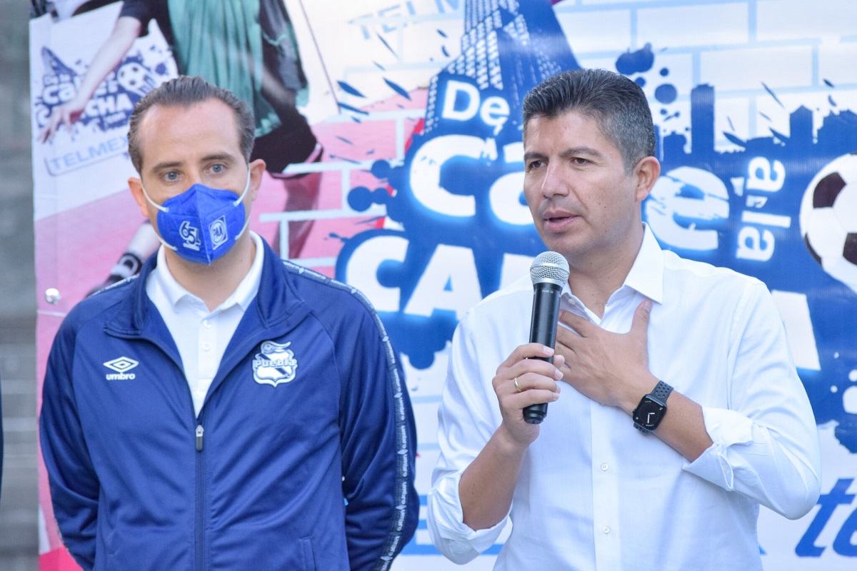 Pide alcalde de Puebla apoyo de la federación para pavimentación de calles 2 Rivera perez