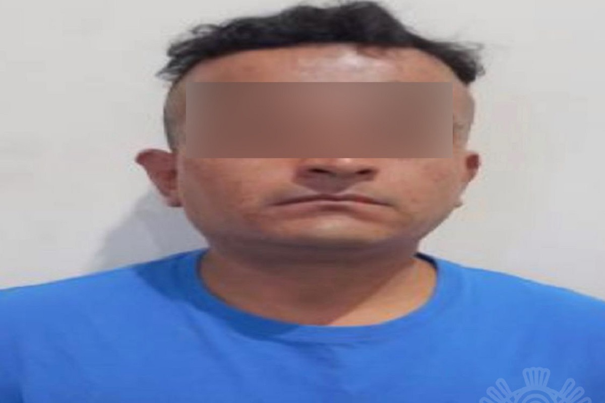 En posesión de aparente droga, SSP detiene a hombre en el primer cuadro de la ciudad de Puebla 2 a9c8f585 c14d 4324 9e80 b2e0db501abb