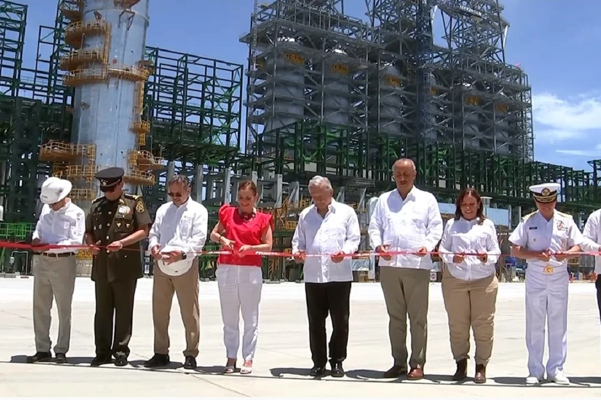 AMLO inaugura la primera etapa de la refinería Dos Bocas en Tabasco 2 dos bocas