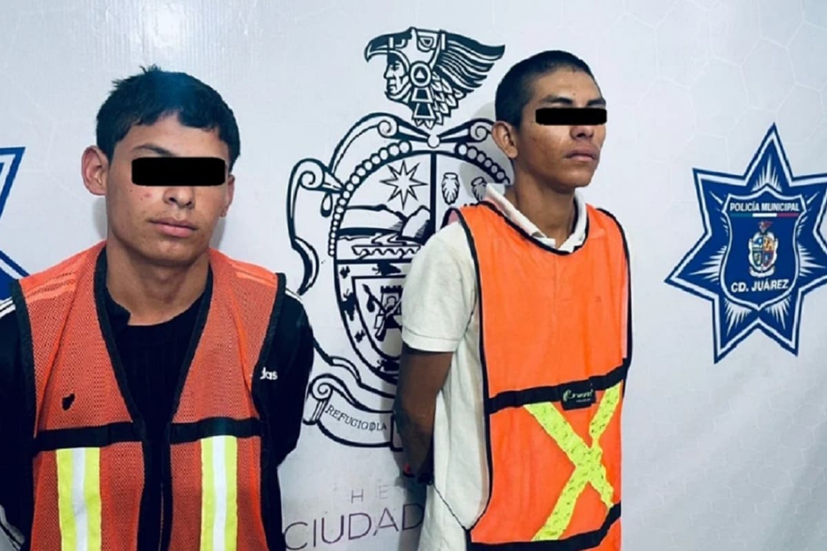 Hombres rocían gasolina a dos mujeres en Ciudad Juárez; ya fueron detenidos 4 feminicidas rocian gasolina a mujeres 1
