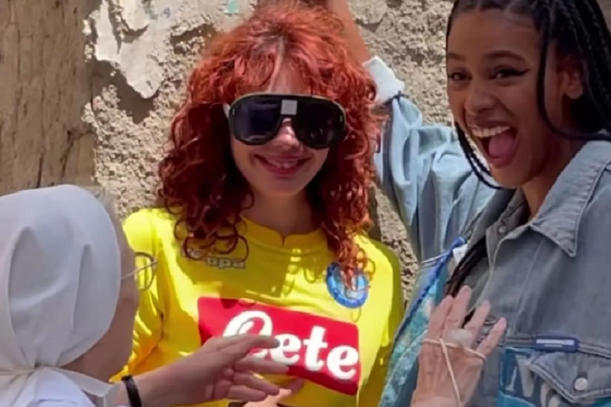 “¡Es el diablo!”: Monja interrumpe beso lésbico y se vuelve viral en redes 4 monja beso lesbico 1