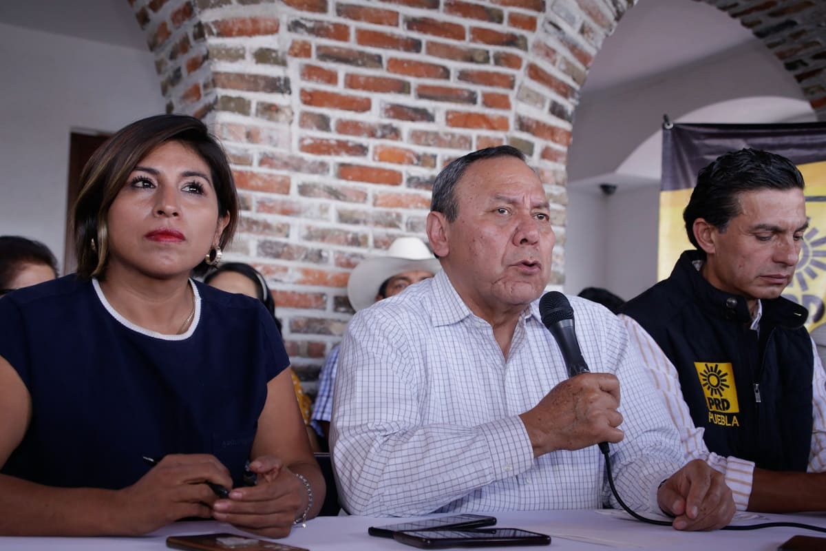 Líder nacional del PRD respalda petición de megacoalición de la oposición en Puebla 5 IMGV 37 1