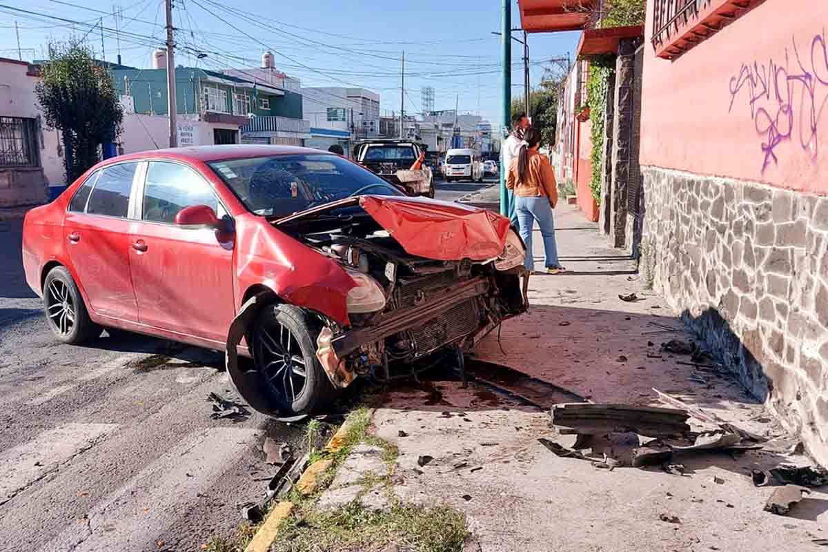 Llama Barbosa a automovilistas manejar con precaución para evitar accidentes 2 accidentes viales
