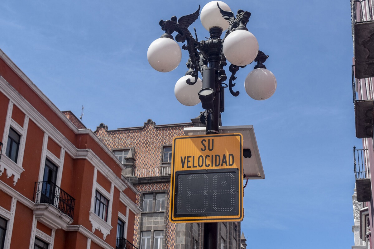 Organizaciones de movilidad piden que se implementen cinemómetros en Puebla 3 cinemomentros