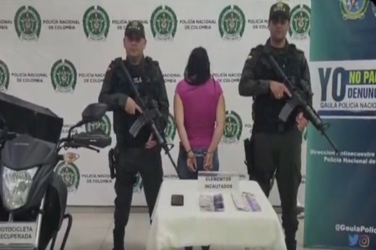 ¡De tal palo, tal astilla! Madre e hijo extorsionaban a motociclistas 2 descarga 1 1