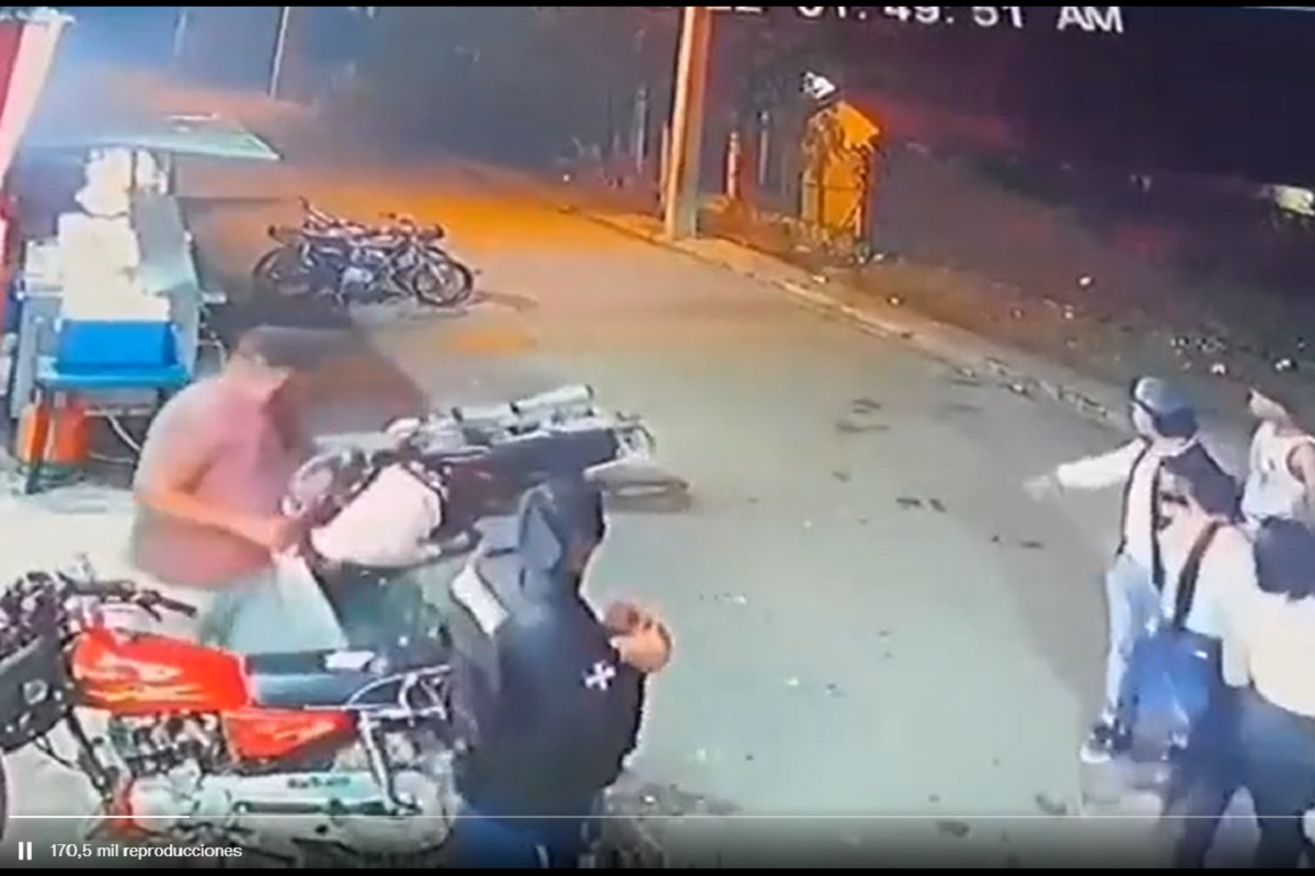 VIDEO: Ladrón mata a su cómplice; su novia llora y abraza el cuerpo en República Dominicana 2 dominicana