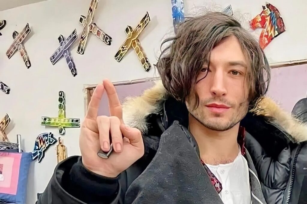 ezra miller 2