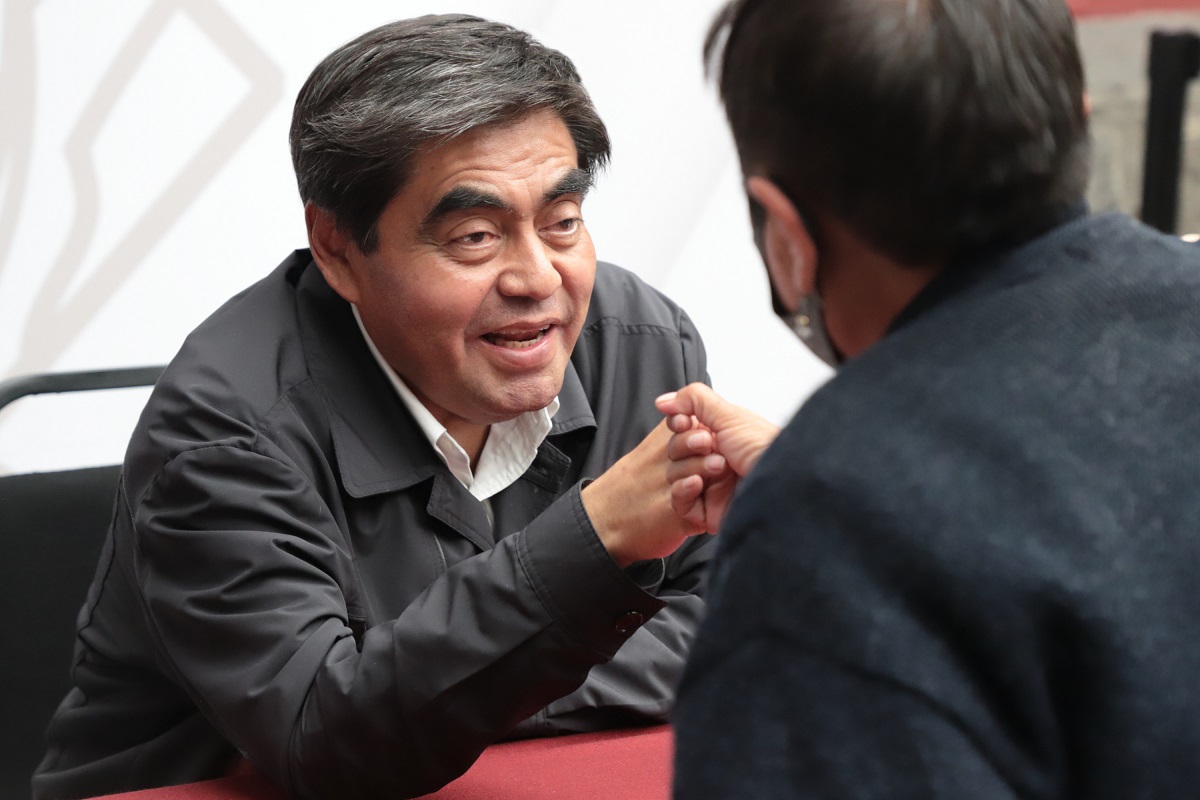 En “Martes Ciudadano”, MBH reitera compromiso del gobierno estatal con la salud de los poblanos 1 gobernador