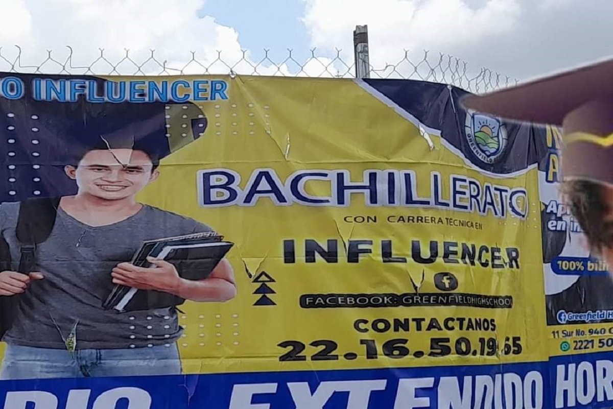 ¿Quieres ser como Luisito Comunica? Bachillerato en Puebla oferta carrera de influencer 2 influencer