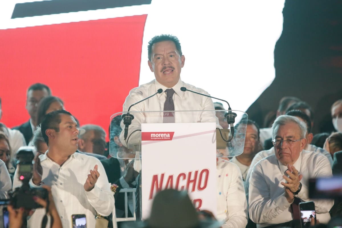 A Ignacio Mier lo abandonaron los presidenciables en su cuarto informe