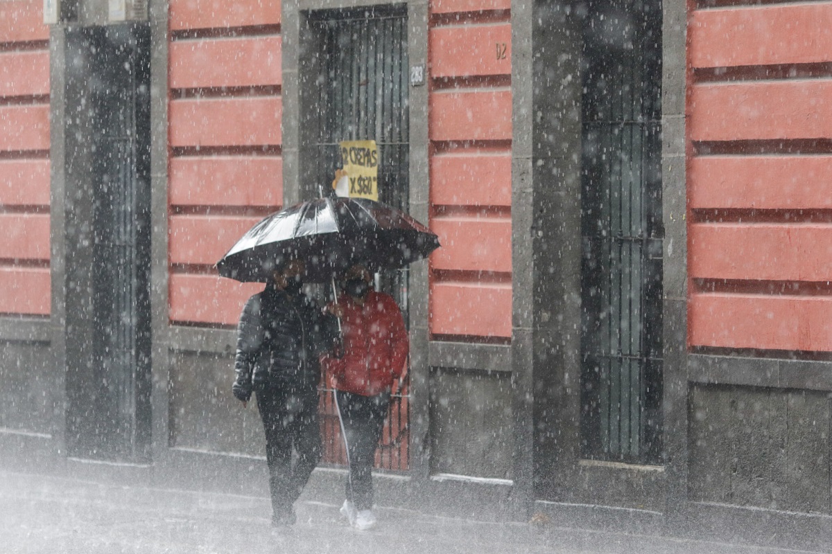 Este 31 de agosto se espera cielo nublado y lluvias por la tarde en Puebla 2 lluvia 2