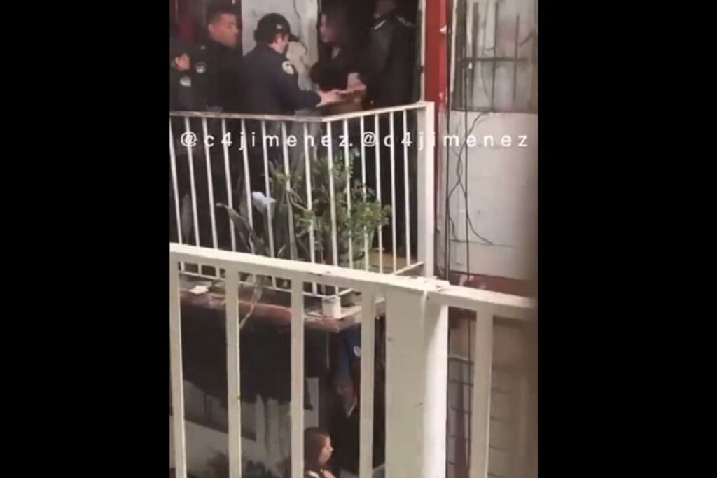 mujer mata a madre y tio 1