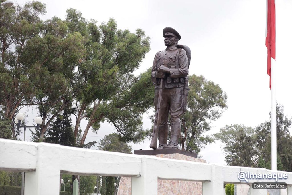 nueva Estatua Zona Militar 1